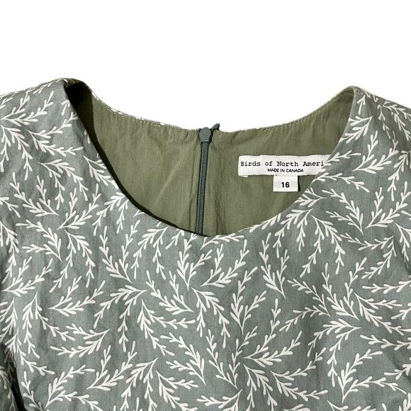 Océanite Dress in Cedar Sage - Picture 3 of 6